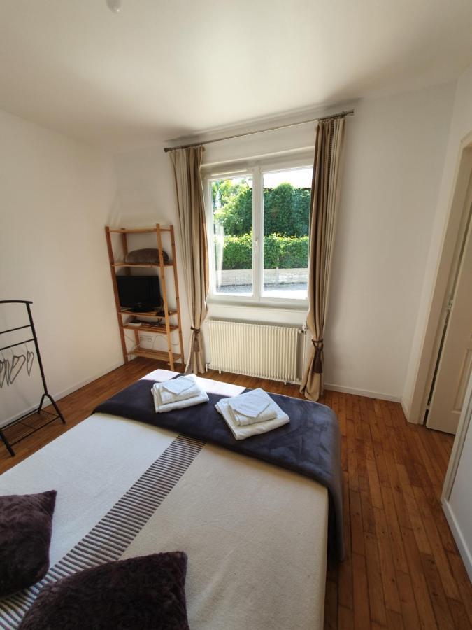 Santa Maria Villa Saint-Ouen-de-Mimbré Kültér fotó